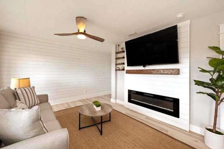 So Fire So Good 3 Comm Pools Lakeview Fireplace Destin Eksteriør bilde